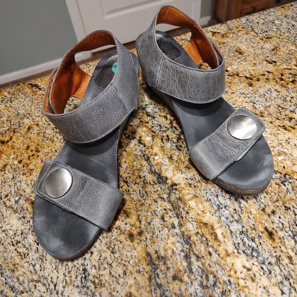 Taos Carousel 2 Platform Wedge Sandals Gray Ankle Strap Cork Mid Heel Sz US 11 - Picture 4 of 14